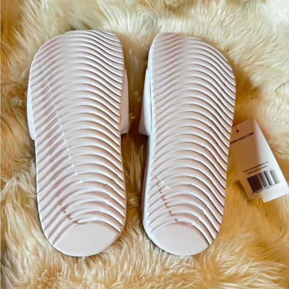 NIKE | Swarovski Kawa Slide - Picture 2 of 3